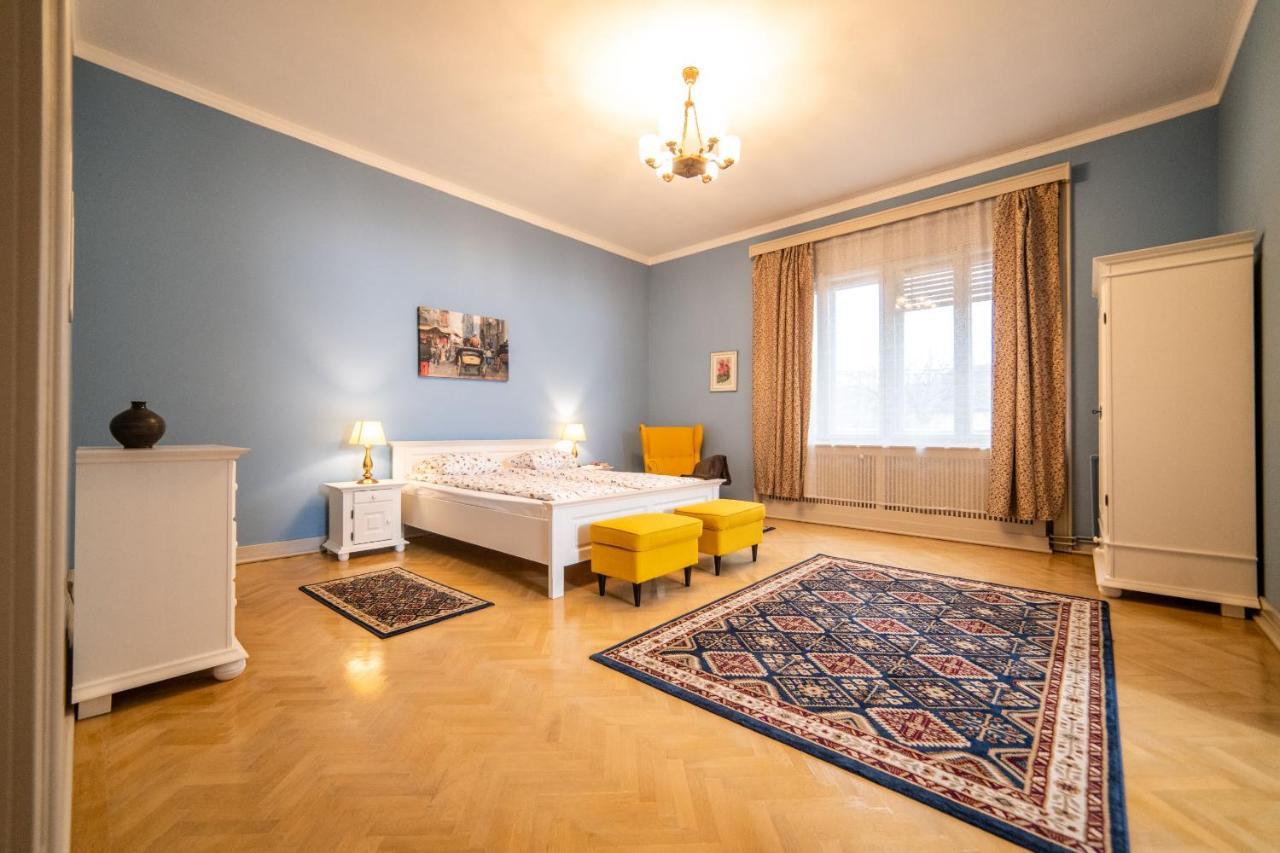 City House Timişoara Buitenkant foto