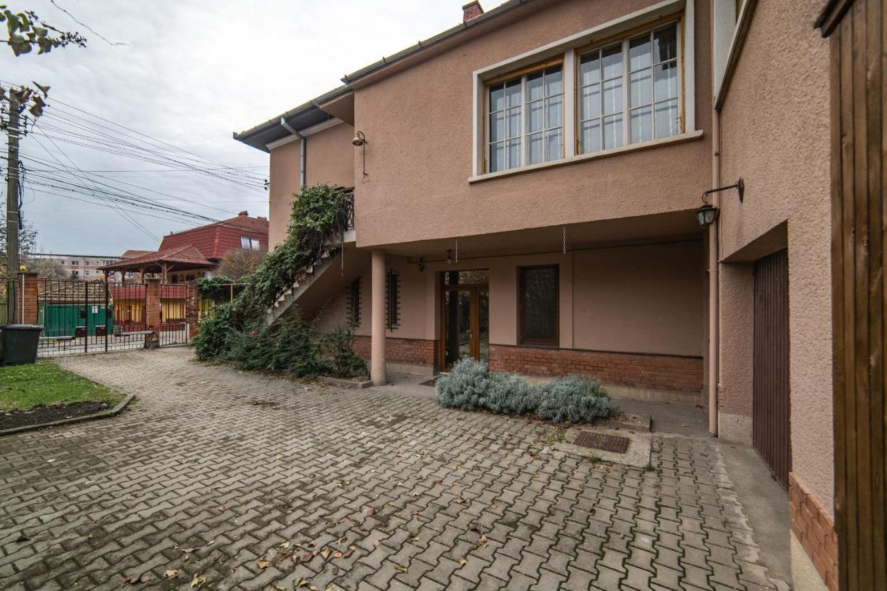 City House Timişoara Buitenkant foto